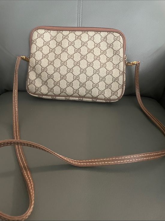 Gucci Handbags - Gucci vintage gg shoulder bag